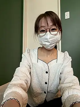 Snapshot of Kaede_00112 chatting on June 8, 1:39 am Kaede 00112 online show from June 8, 1:39 am