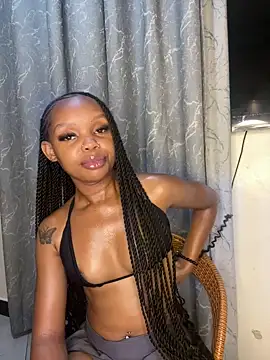 sexyie caramel online show from June 20, 6:44 pm