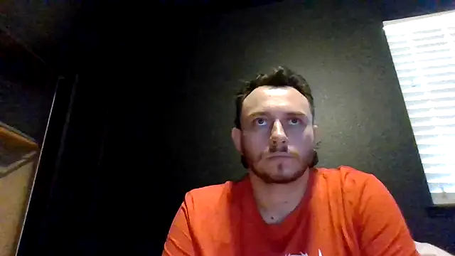 Snapshot of Tallhungcloudyyy chatting on May 25, 10:49 pm Tallhungcloudyyy online show from May 25, 10:49 pm