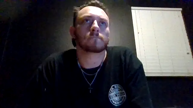 Snapshot of Tallhungcloudyyy chatting on May 28, 11:18 am Tallhungcloudyyy online show from May 28, 11:18 am