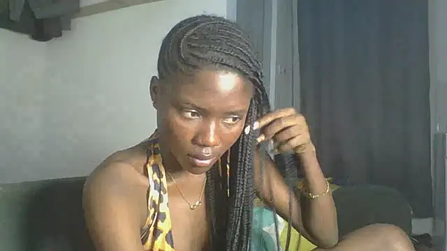 Ebony-Candy online show from June 12, 6:18 pm