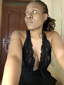 Snapshot of lillyfreak chatting on June 26, 8:35 pm lillyfreak online show from June 26, 8:35 pm