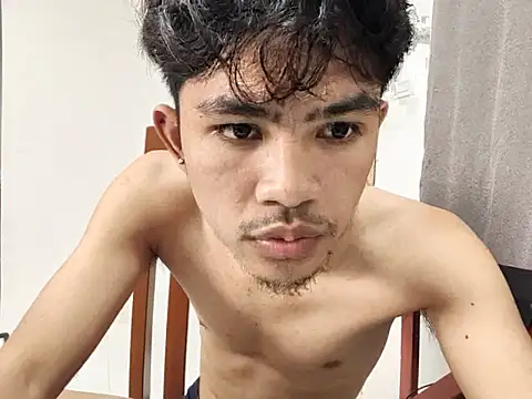 urBunnyboi online show from June 25, 3:27 pm