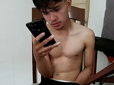 urBunnyboi online show from July 12, 6:21 pm