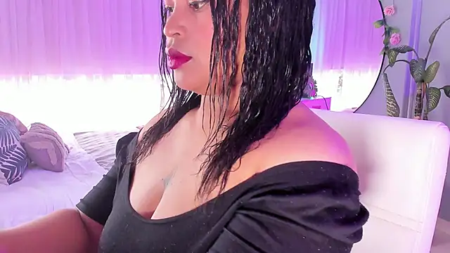 Bianca DVarela online show from June 8, 1:11 pm