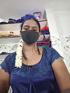 Snapshot of madhushree143 chatting on July 22, 5:38 pm madhushree143 online show from July 22, 5:38 pm
