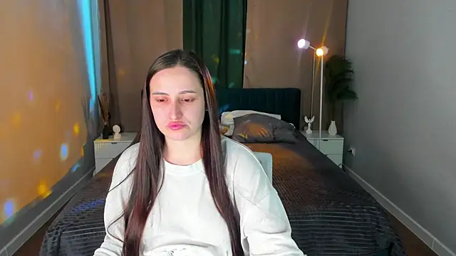 Elizabet Colllins online show from June 27, 1:10 am