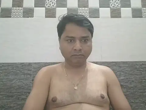 Snapshot of Virathere4u chatting on May 18, 11:38 am Virathere4u online show from May 18, 11:38 am