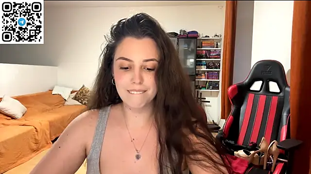 Snapshot of SweetFenomen67 chatting on July 13, 7:05 pm SweetFenomen67 online show from July 13, 7:05 pm