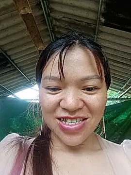 Snapshot of lya_sexyy chatting on July 1, 4:14 am lya sexyy online show from July 1, 4:14 am