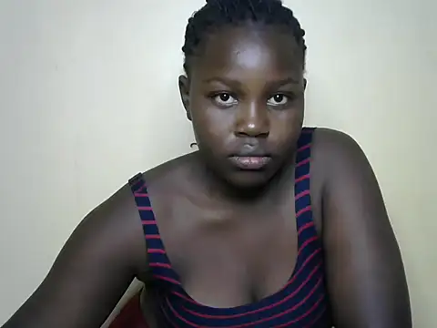 Snapshot of cutypiespanks chatting on May 19, 3:24 am cutypiespanks online show from May 19, 3:24 am