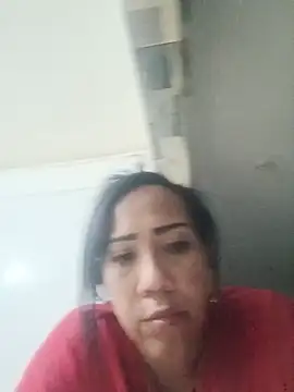Snapshot of OliviaWilliamm chatting on June 26, 1:54 am OliviaWilliamm online show from June 26, 1:54 am
