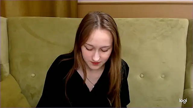 Calista Everleig online show from May 20, 10:10 am