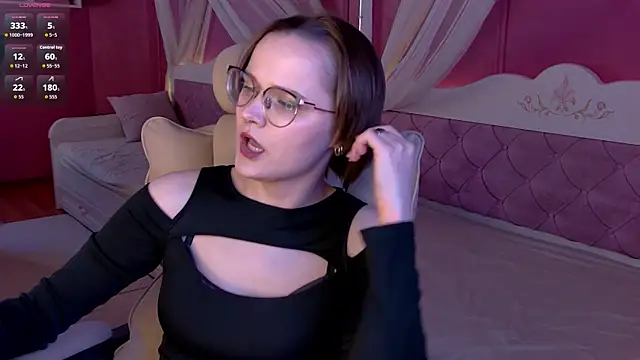 Snapshot of AgnesRay chatting on June 18, 7:18 pm AgnesRay online show from June 18, 7:18 pm