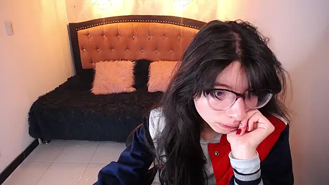 Allyshon  online show from June 20, 8:00 pm