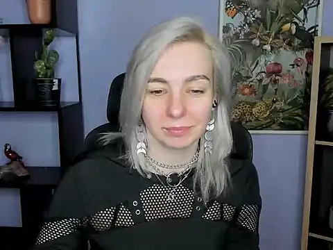 velvetanne online show from May 19, 6:53 am