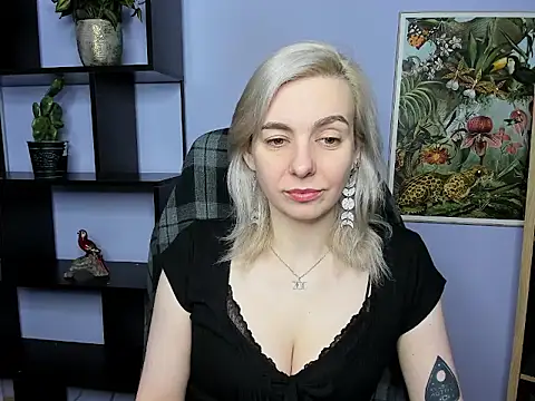 velvetanne online show from May 25, 6:19 am