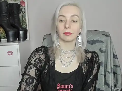 velvetanne online show from June 24, 6:23 am