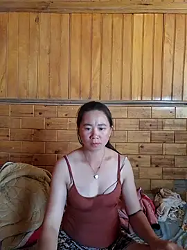 Snapshot of Mila_00 chatting on May 27, 5:04 am Mila 00 online show from May 27, 5:04 am