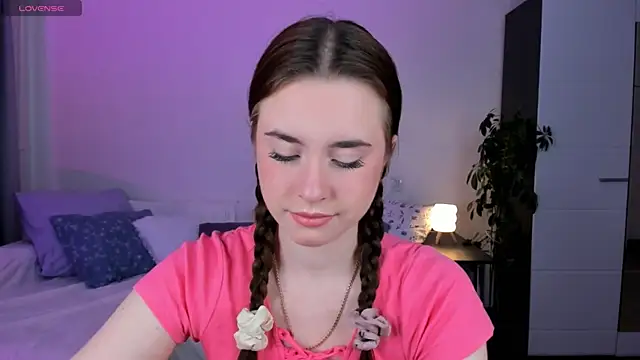 Lilit Dream online show from June 15, 3:20 am