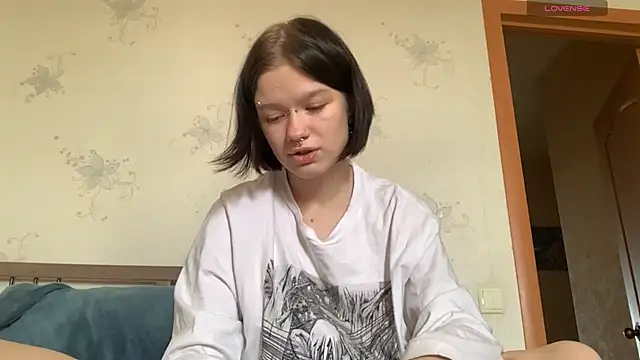 Snapshot of CelesteColao chatting on June 20, 12:41 pm CelesteColao online show from June 20, 12:41 pm