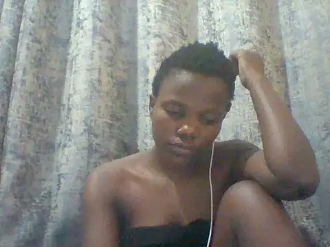 Snapshot of tina_2030 chatting on June 27, 12:22 pm tina 2030 online show from June 27, 12:22 pm
