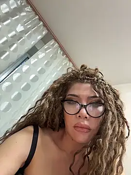 Snapshot of JessicaNichols_ chatting on May 30, 2:03 pm JessicaNichols online show from May 30, 2:03 pm