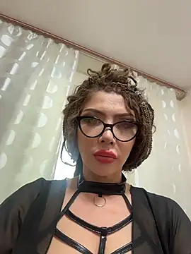 Snapshot of JessicaNichols_ chatting on June 1, 4:20 pm JessicaNichols online show from June 1, 4:20 pm