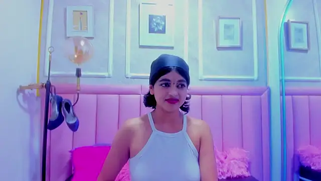 velvet girll online show from June 8, 1:22 pm