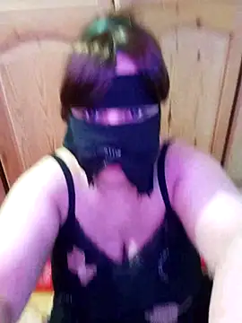 Snapshot of Farisa-24 chatting on July 18, 3:00 am Farisa-24 online show from July 18, 3:00 am