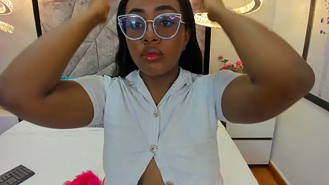 Snapshot of ZoeBrowns chatting on July 10, 12:41 pm ZoeBrowns online show from July 10, 12:41 pm
