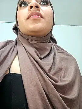 Snapshot of Samira_1 chatting on June 30, 11:06 pm Samira 1 online show from June 30, 11:06 pm