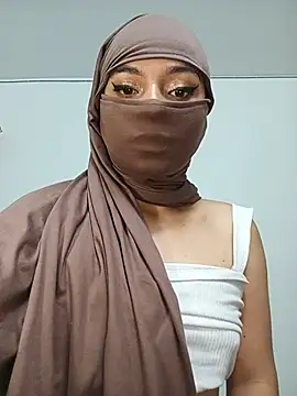 Snapshot of Samira_1 chatting on July 5, 4:19 am Samira 1 online show from July 5, 4:19 am