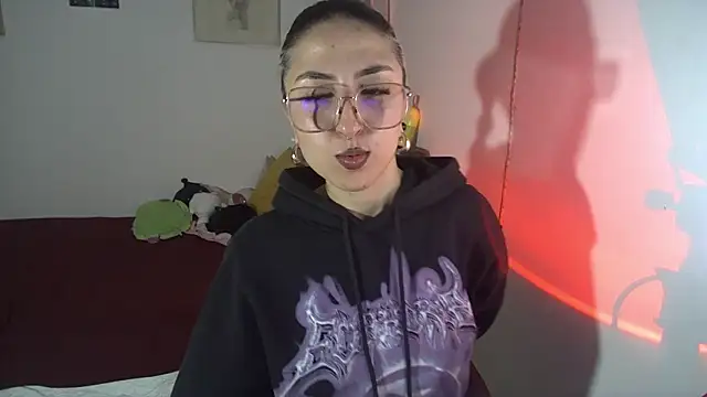Frida nymph online show from June 13, 6:11 am