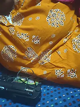 Snapshot of geetha431 chatting on May 30, 6:27 pm geetha431 online show from May 30, 6:27 pm