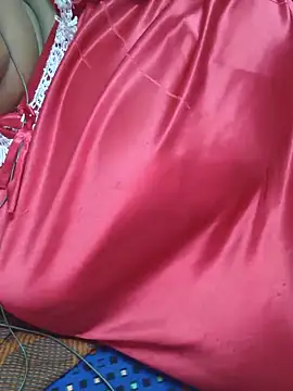 Snapshot of geetha431 chatting on June 6, 10:25 pm geetha431 online show from June 6, 10:25 pm