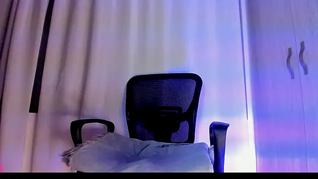  Kevin xxx online show from April 25, 6:16 am