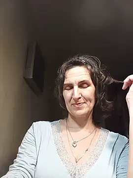 Snapshot of Alene_Lorrie chatting on May 24, 8:36 pm Alene Lorrie online show from May 24, 8:36 pm