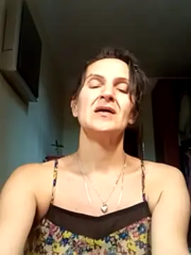 Alene Lorrie online show from July 8, 12:31 pm