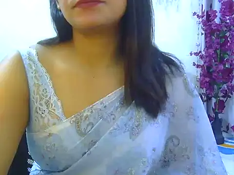 Snapshot of Mehek2001 chatting on July 18, 8:45 pm Mehek2001 online show from July 18, 8:45 pm
