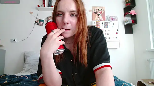 Candy Queen   online show from May 26, 4:25 pm