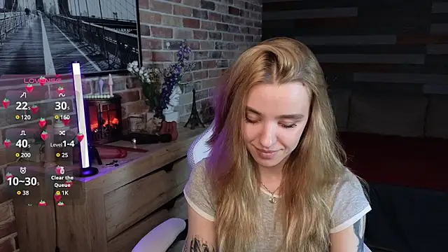 Snapshot of eva_swetty chatting on June 1, 9:05 pm eva swetty online show from June 1, 9:05 pm