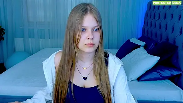 Snapshot of Helena_TVS chatting on May 26, 9:27 am Helena TVS online show from May 26, 9:27 am