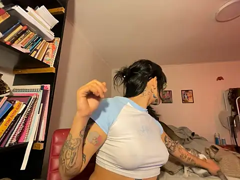 Snapshot of zoe_secrets chatting on May 30, 5:48 am zoe secrets online show from May 30, 5:48 am