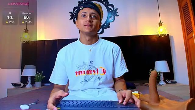 Thiago Nova online show from June 10, 3:50 am