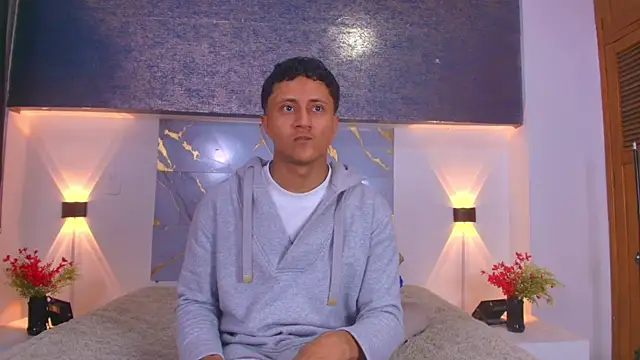 Thiago Nova online show from June 23, 3:26 am