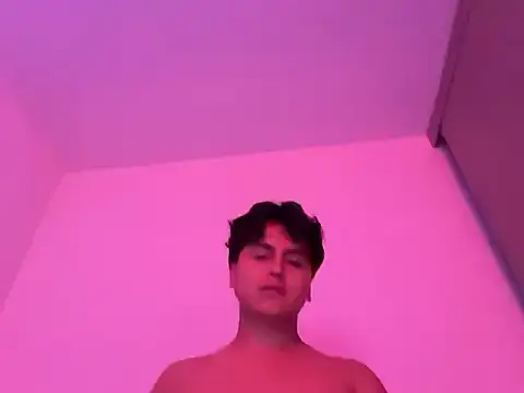 noahnoircolombia online show from May 21, 1:23 am