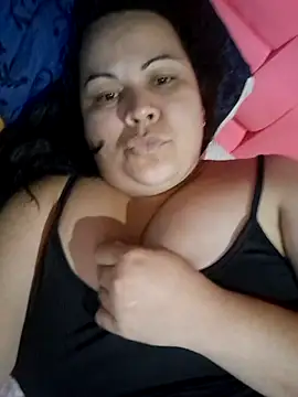 Snapshot of Latimida chatting on June 24, 2:21 am Latimida online show from June 24, 2:21 am