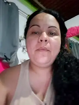 Snapshot of Latimida chatting on August 9, 3:34 am Latimida online show from August 9, 3:34 am