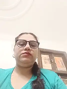 Snapshot of yourchahat27 chatting on July 8, 2:38 am yourchahat27 online show from July 8, 2:38 am